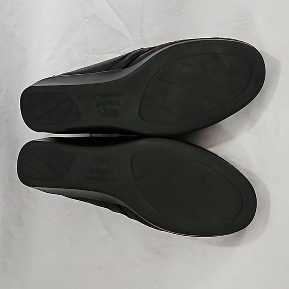 SAS The Dream Moccasin Black Leather Slip On Loafer Size 9.5 - Picture 9 of 11